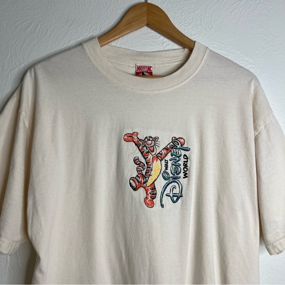 Vintage Mens 90s Walt Disney World Tigger Embroidered T-Shirt USA Made Size L - Picture 3 of 14